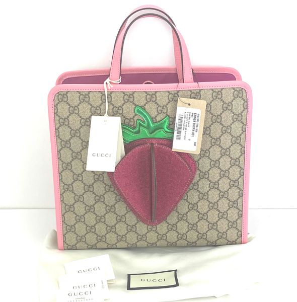 Stylish! NWT GUCCI Junior 3D Strawberry Supreme GG COATED CANVAS Tote Bag  630585