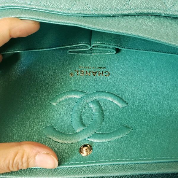CHANEL Flap Classic Medium turquoise green caviar bag gold hardwa