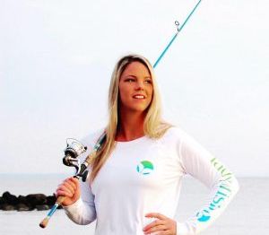 Ladyfish UPF long sleeve shirt, Sun protection women's shirt, Women's  Fishing shirts, Ladies Fishing Shirts, UPF50