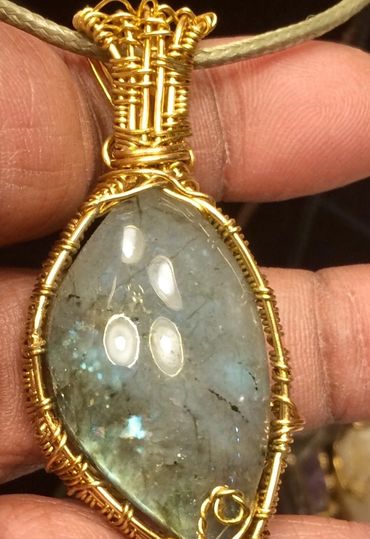 Brass-woven Labradorite