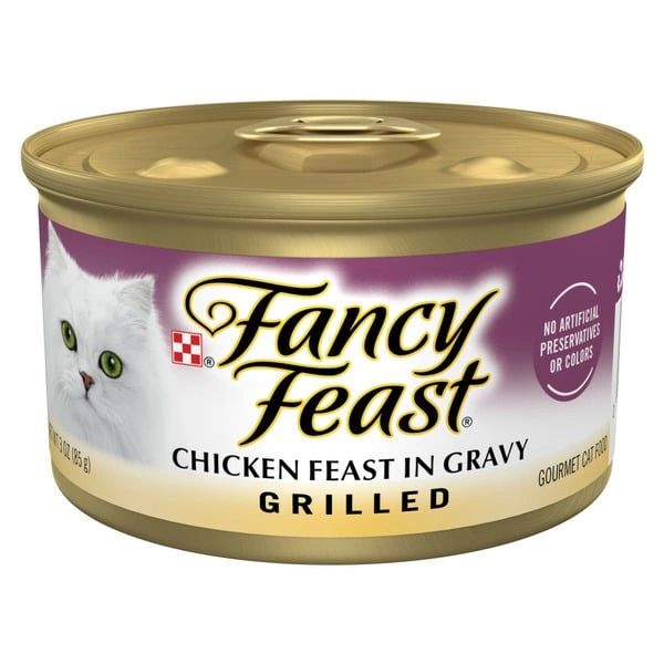 Purina Fancy Feast Grilled Wet Cat Food Chicken Feast in Wet Cat Food Gravy