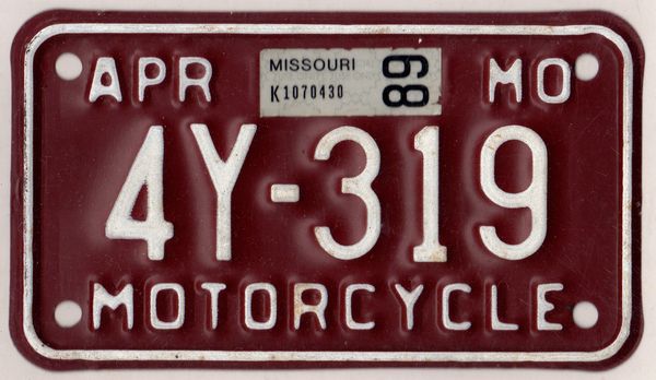 Missouri 1989 motorcycle license plate #4Y-319 | Kansas License Plates