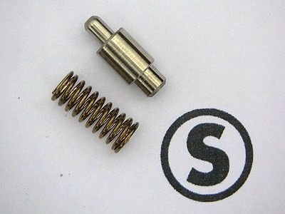 Choke lock detent & spring