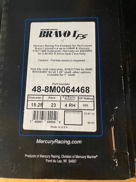 New Mercury Bravo I FS propeller 23 pitch RH 48-8M0064468