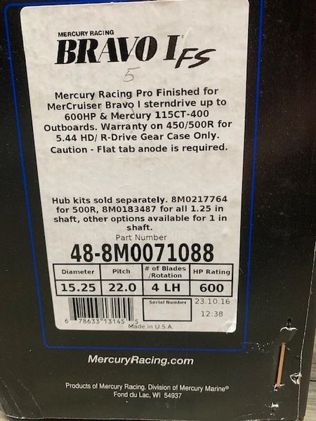 New Mercury Bravo I FS Propeller 22 pitch LH 48-8M0071088