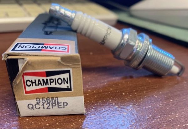 Champion spark plug 956M QC12PEP