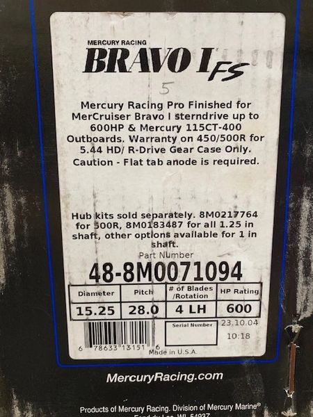 New Mercury Bravo I FS Propeller 48-8M0071094 28 pitch