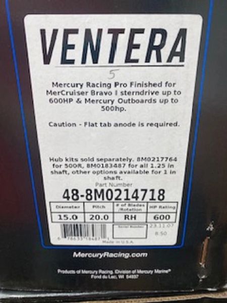 New Mercury Ventera Propeller 48-8M0214718 20 pitch RH