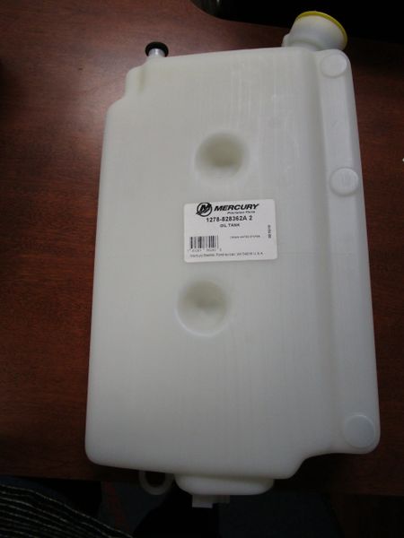 NEW Mercury oil tank 1278-828362A2