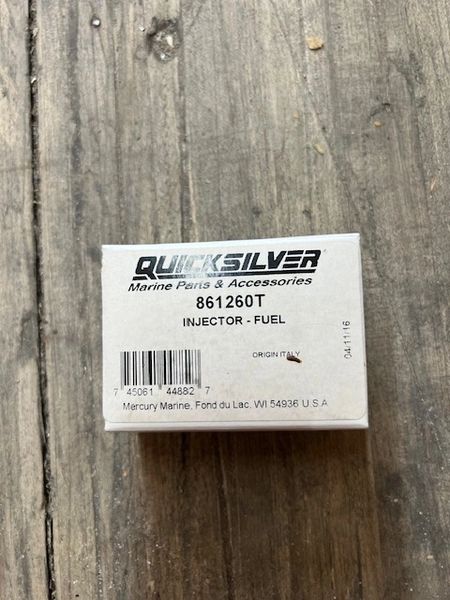 Quicksilver Fuel Injector part # 861260T