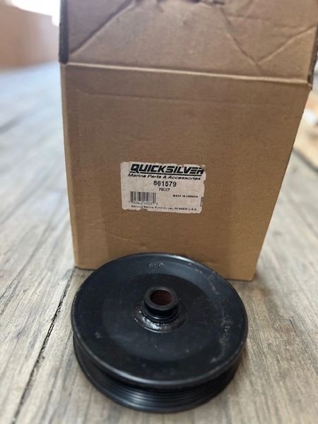 new Quicksilver Pulley 861579