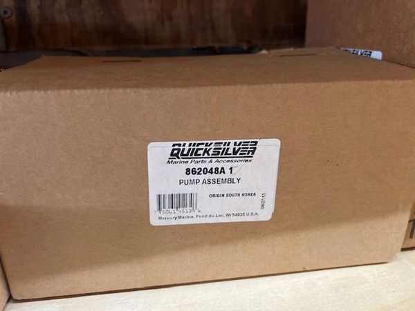 New Quicksilver pump assembly 862048A1