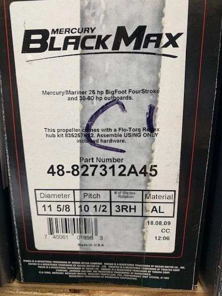 New Mercury Black Max 10.5 pitch propeller 48-827312A45