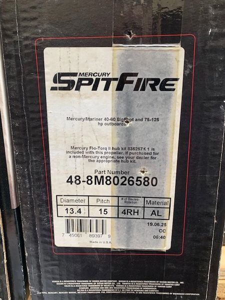 New Mercury 15 pitch Spitfire propeller 48-8M8026580