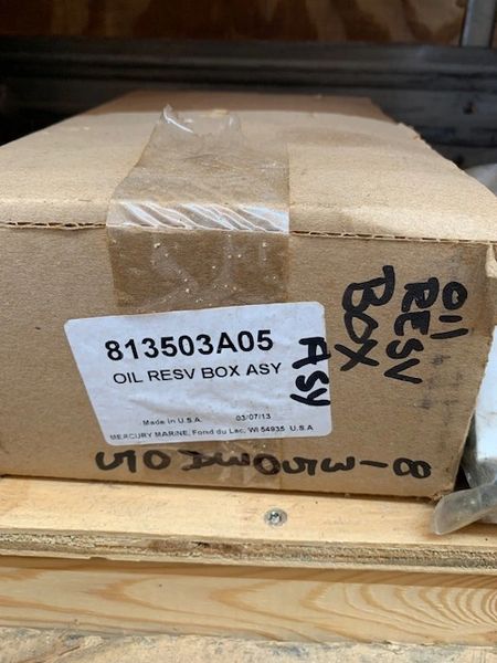 New Quicksilver Oil Resv. Box Assembly 813503A05