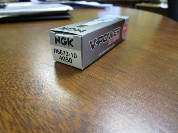 NGK spark plug R5673-10 stock 4050 V-Power Racing