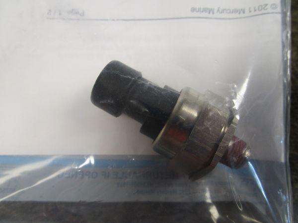 8M0059531 block water pressure new by Mercury