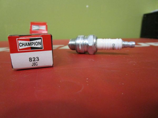 Champion spark plug 823 J6C