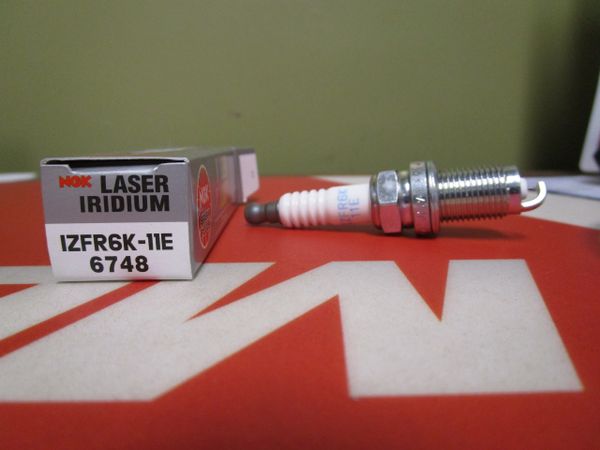 NEW NGK Spark plug IZFR6K-11E stock # 6748 laser Iridium