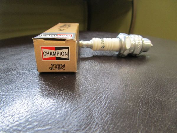 Champion spark plug 938M QL78YC