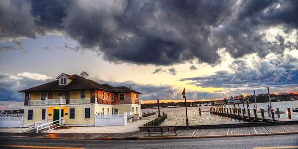 dale building bay head yacht club