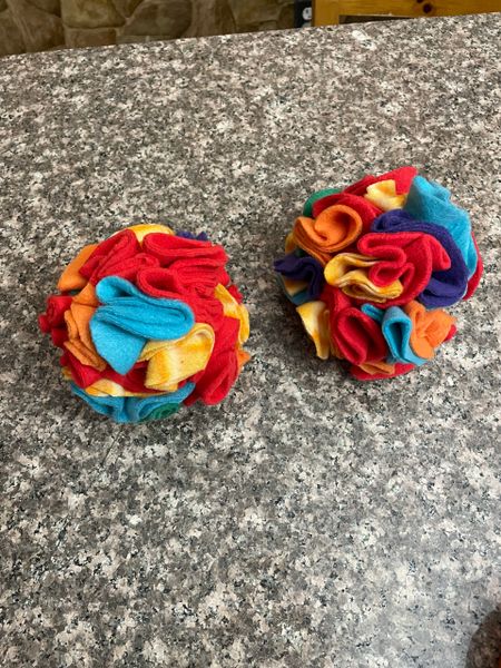 How to make a DIY snuffle ball 