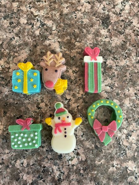 Yogurt Presents, Snowman, Reindeer, and Wreath