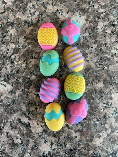 Small Easter Eggs yogurt icing ( 8pk)