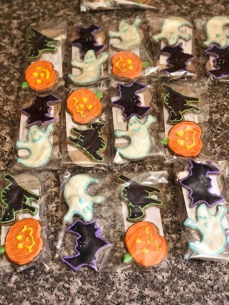 Scaredy Cat Pack ( 4 Cookies in a Pack)