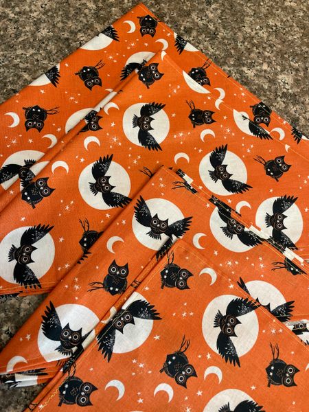 Owls and moon (orange)