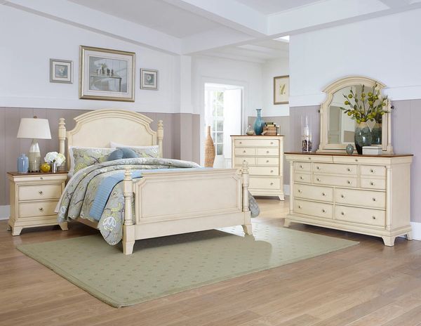 Antique White Five Piece Bed Set Form The Inglewood Collections Mmidsxe1402