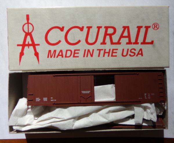 ACCURAIL 5398 50 FT UNDEC COMBO BOXCAR HO SCALE