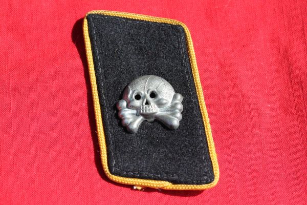 WWII German Panzer Collar Tab