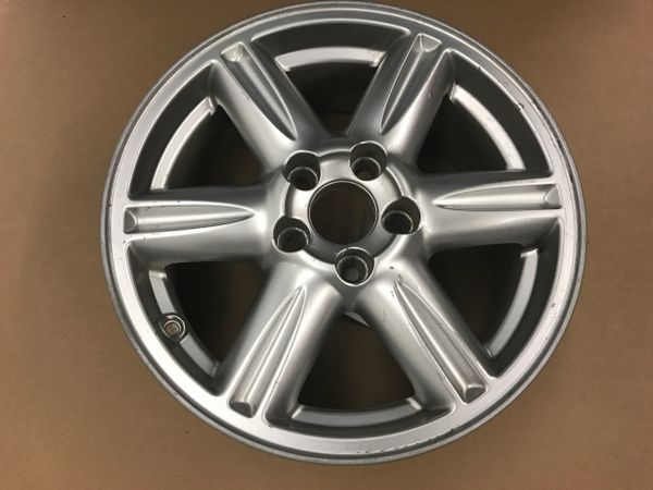 Volvo OEM 16x7 POSEIDON Alloy Wheel for XC90 03-09