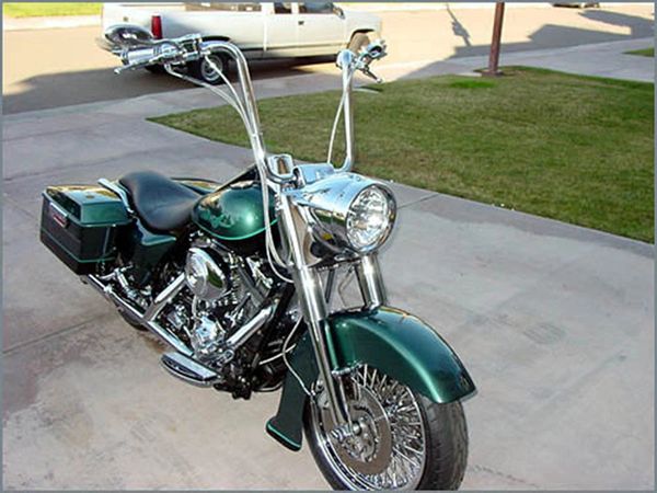 Road King Classic gets ape hangers 