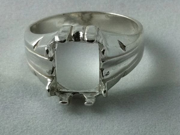 10x8mm Sterling Silver Octagon Low Profile Pre-Notched Ring Setting Size 7-11