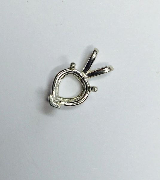 Sterling Silver Heart (3-Prong) Wire Pre-Notched Pendant Setting (5x5-8x8mm)