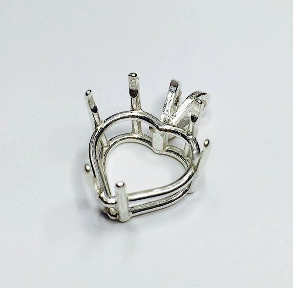 4mm Single Accented Solid Silver Pre-Notched Heart Pendant Setting 