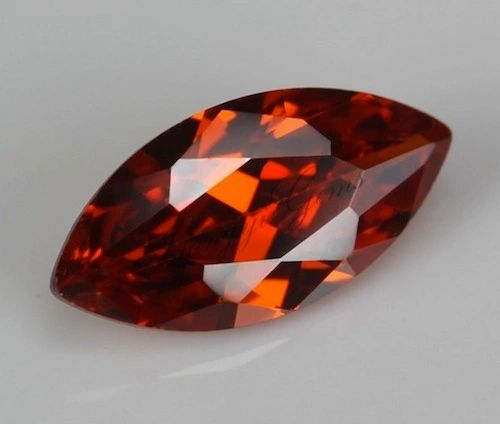 MARQUISE FACETED AAA BRIGHT ORANGE RED (NATURAL) GARNET