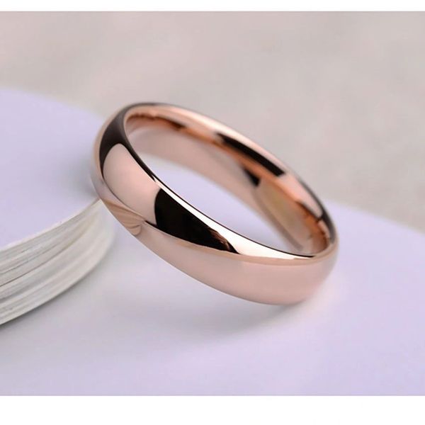 Woman's Classic Rose Gold Filled Band Size 6.5