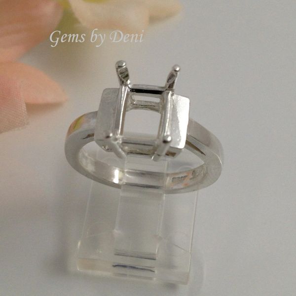 Sterling Silver 9x7mm Octagon Style Pre-Notched Ring Setting Size 5-8
