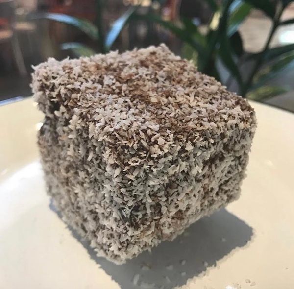 KETO LOW CARB LAMINGTONS from