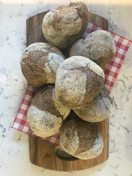 Crusty Cassava bread rolls x 4