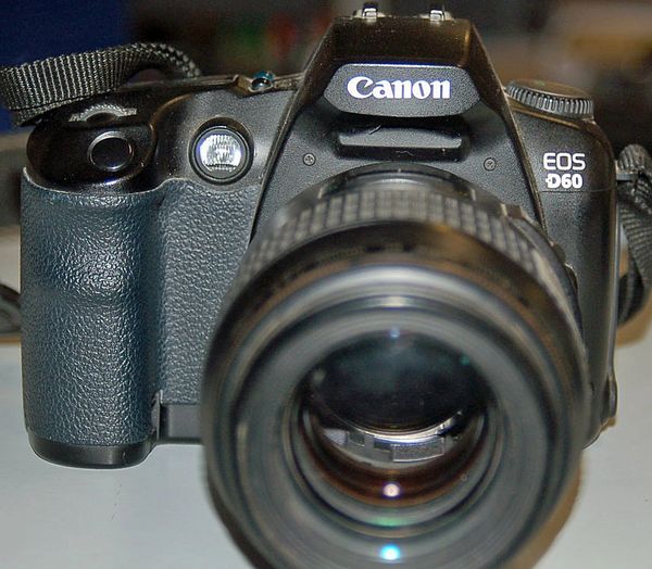 Canon EOS D60 DSLR Camera