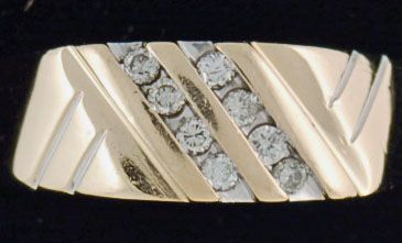 Gentleman's 8 Diamond 1/4ctw Diamond Band