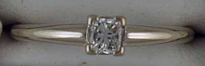 Ladies 1/4ct Princess Cut Diamond Solitaire Ring