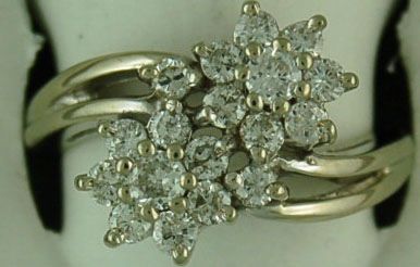 Lady's Flower Cluster Diamond Ring