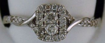 Lady's 1/4ctw 30 Round Diamond Promise Ring