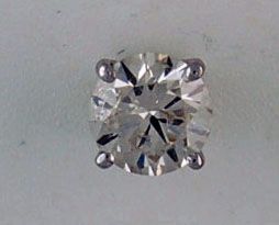 1ct Round Cut Diamond Stud Earring