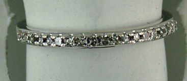 19 Round Brilliant Pave Band